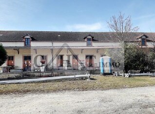 Industriel/Logistique dans Provins à vendre - Photo de l’immeuble – Image 3 sur 5