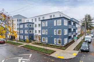 Plus de détails pour 330 NE Dekum St, Portland, OR - Logement à vendre