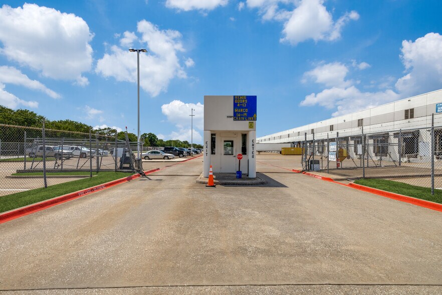 1000 Terminal Rd, Fort Worth, TX à louer - Photo de l’immeuble – Image 3 sur 21