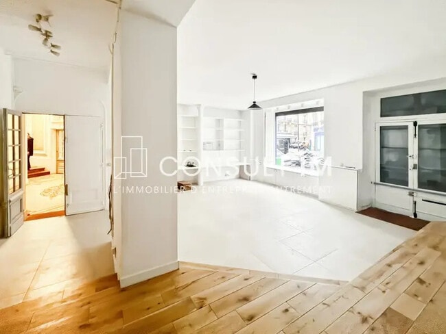 Plus de détails pour Rue Valentin Haüy, Paris - Bureau à louer