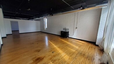 609 S 10th St, Minneapolis, MN à louer Photo intérieure– Image 2 sur 6