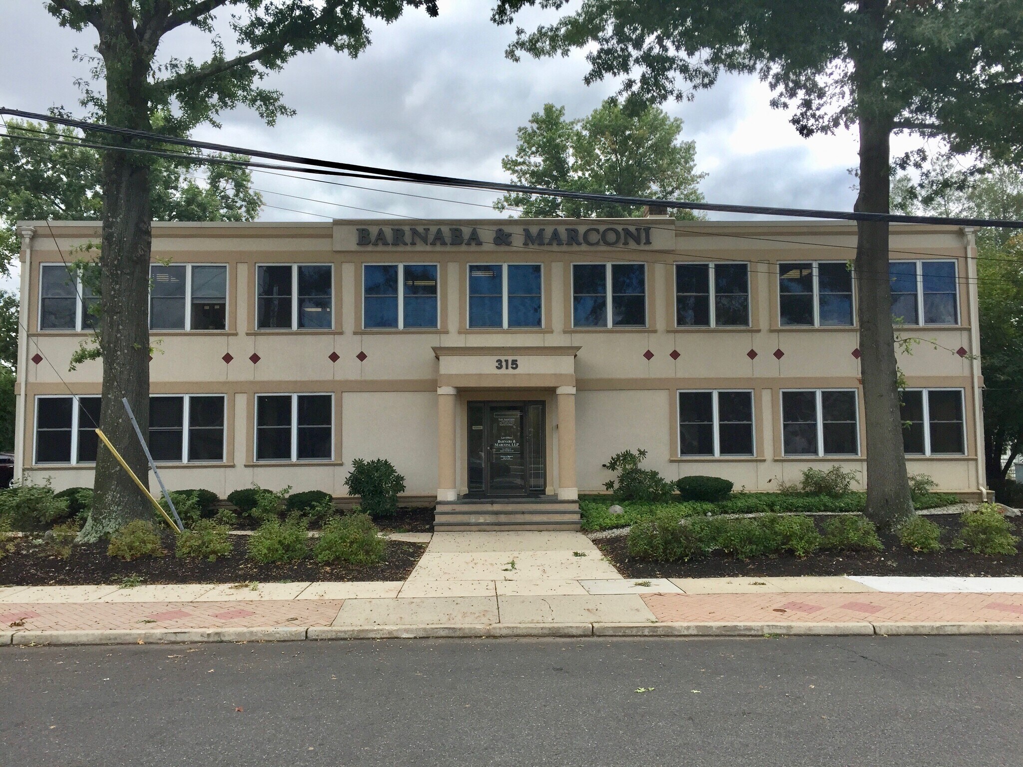 315 Lowell Ave, Mercerville, NJ à vendre Photo principale– Image 1 sur 16