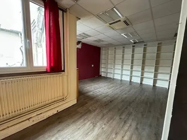 Plus de détails pour Bureau à louer