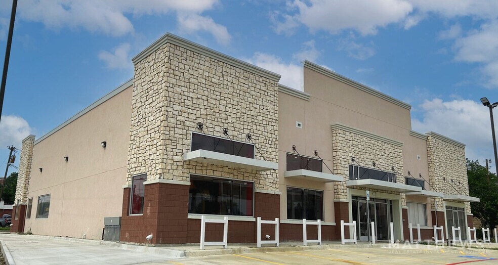 4848 S Lancaster Rd, Dallas, TX à louer - Photo de l’immeuble – Image 1 sur 4