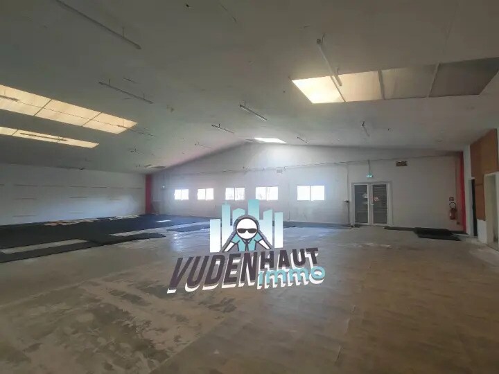 Local d'activités dans Grenade à vendre Photo principale– Image 1 sur 1