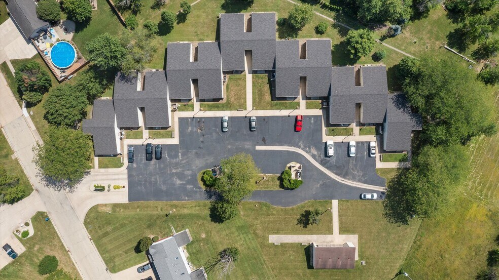 111 Bannon Dr, Dwight, IL à vendre - Photo de l’immeuble – Image 3 sur 21