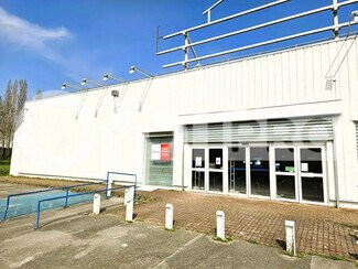 Plus de détails pour Local commercial à louer