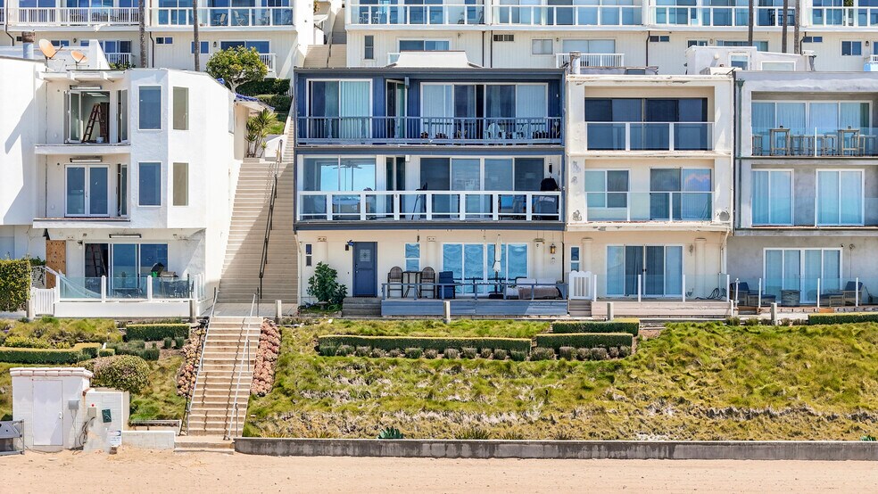 11914 Beach Club Way, Malibu, CA à vendre - Photo de l’immeuble – Image 2 sur 58