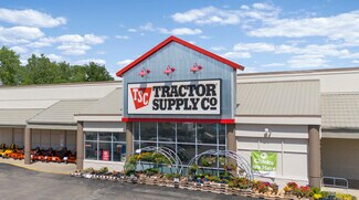 Plus de détails pour 2100-2202 N Park Rd, Connersville, IN - Bureau/Local commercial, Local commercial à louer