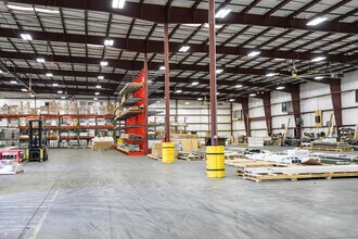 265 Castleberry Industrial Dr, Cumming, GA à louer Photo intérieure– Image 1 sur 15
