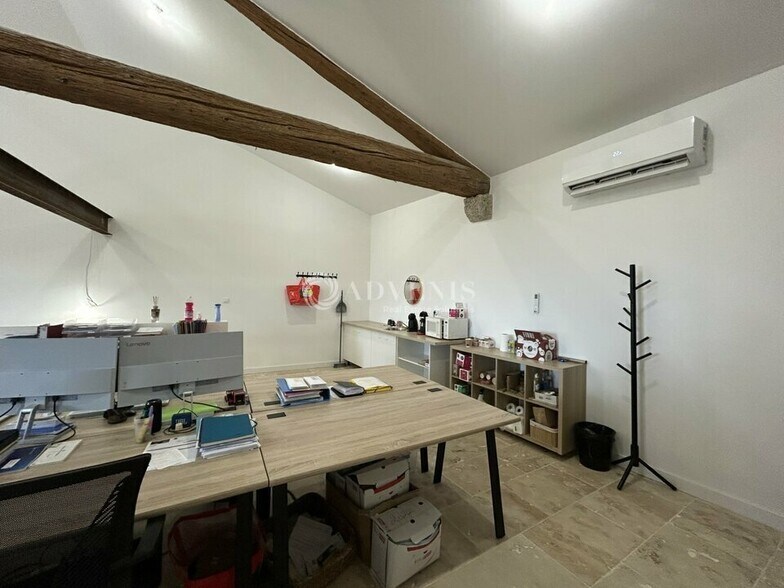 Bureau dans à vendre - Photo intérieure – Image 2 sur 12