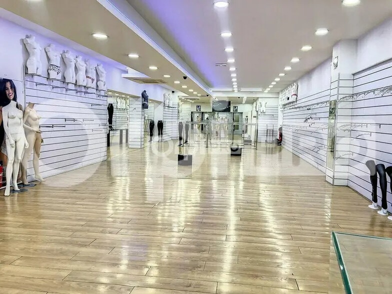 Local commercial dans Montluçon à vendre - Photo intérieure – Image 1 sur 7