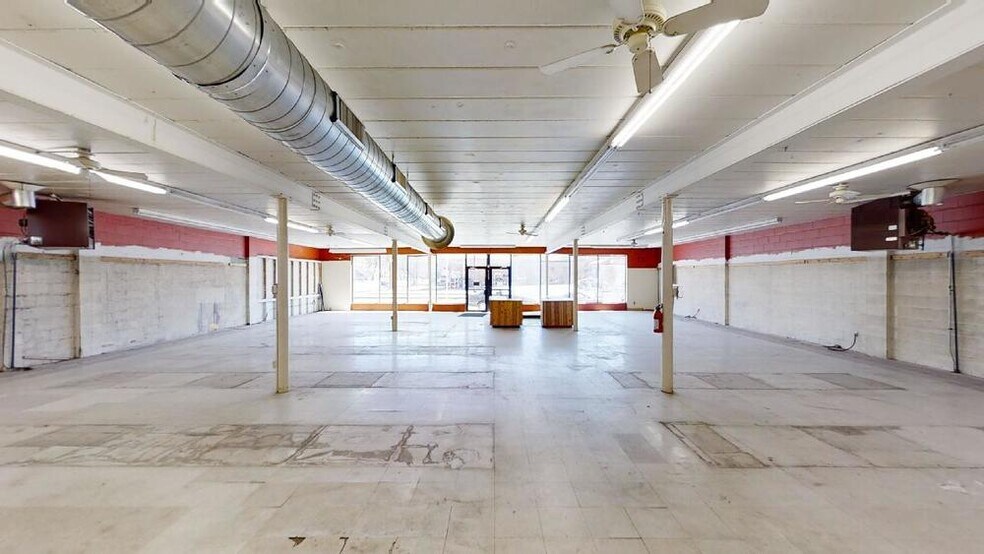 755 N Snelling Ave N, Saint Paul, MN à louer - Photo de l’immeuble – Image 3 sur 9