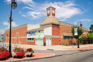 Plus de détails pour 101 S Main St, Newark, NY - Local commercial à vendre