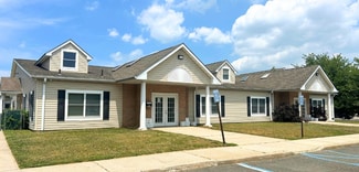 Plus de détails pour 580 Sunrise Hwy, West Babylon, NY - Médical à louer