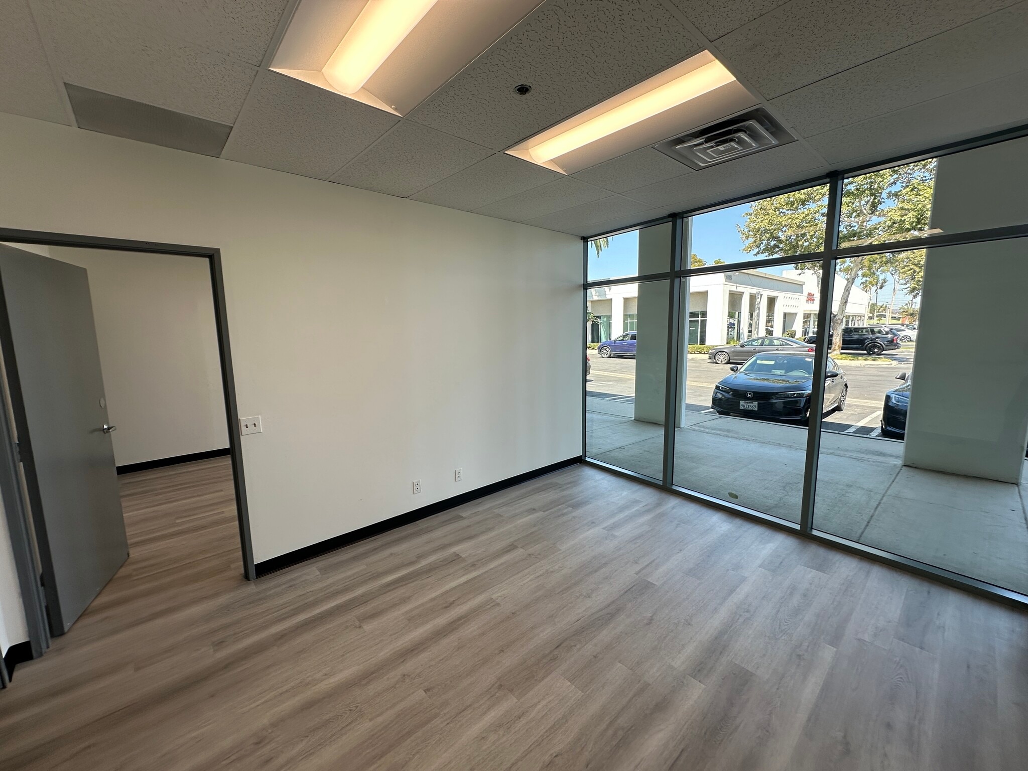 14525 Valley View Ave, Santa Fe Springs, CA à louer Photo intérieure– Image 1 sur 6