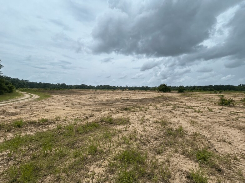 Hecker Rd, Iowa, LA à vendre - Photo de l’immeuble – Image 2 sur 5