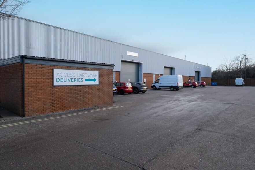 Highlands Rd, Solihull à louer - Photo de l’immeuble – Image 3 sur 17