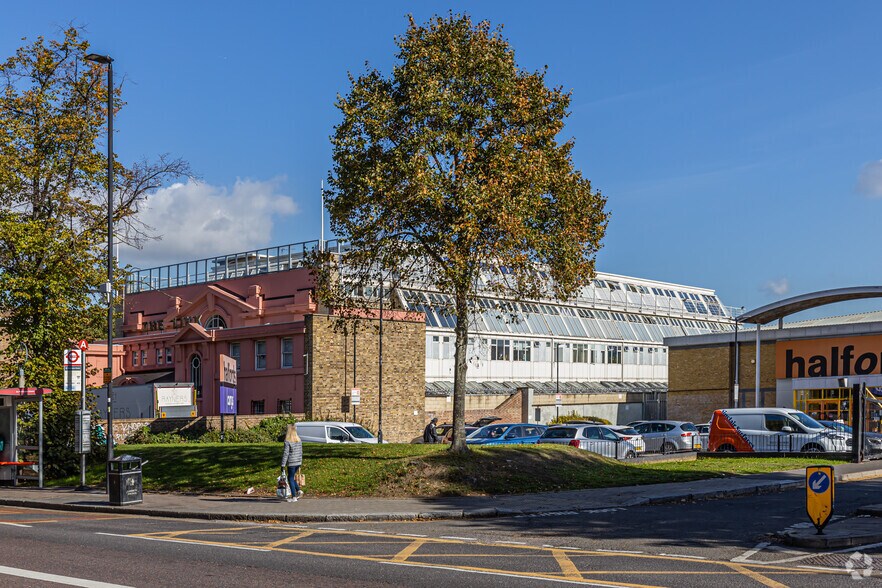 49 Effra Rd, Londres à louer - Photo de l’immeuble – Image 3 sur 8