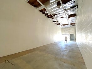 1155-1157 S Main St, Los Angeles, CA à louer Photo intérieure– Image 1 sur 23