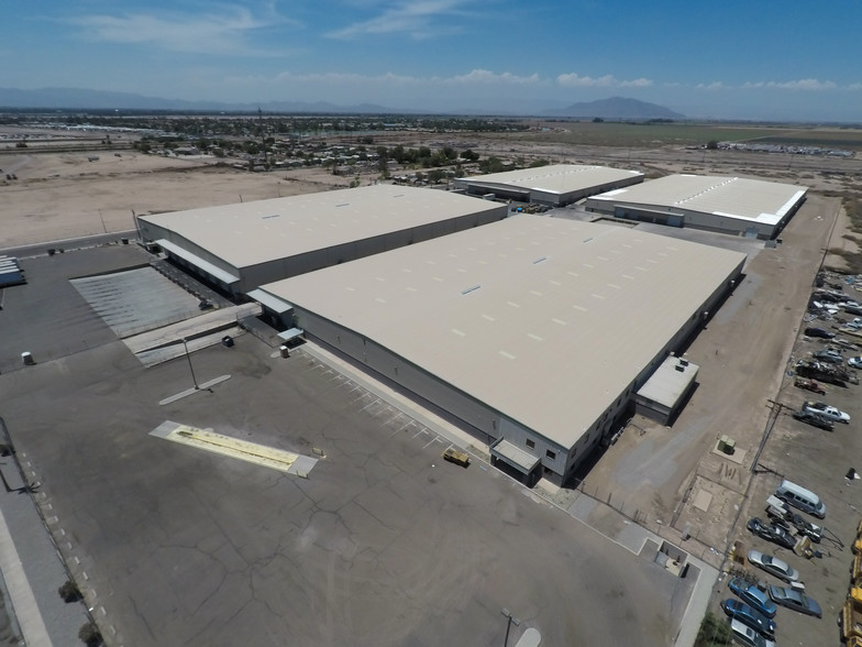 2361 Portico Blvd, Calexico, CA à louer - Photo principale – Image 1 sur 8