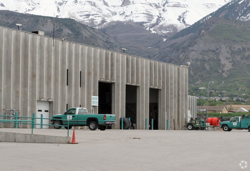 786 N Geneva Rd, Lindon, UT à louer - Photo de l’immeuble – Image 2 sur 3