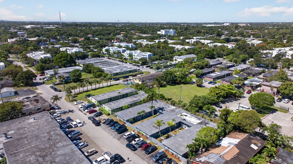 821-825 NW 10th Ter, Fort Lauderdale, FL à vendre - Aérien – Image 3 sur 20