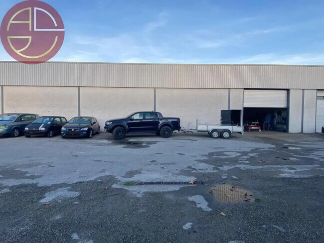 Plus de détails pour Industriel/Logistique à louer