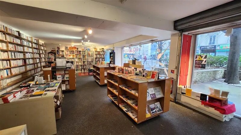 Bureau dans Paris à louer - Photo de l’immeuble – Image 1 sur 6