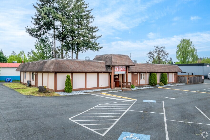 4528 Pacific Ave SE, Lacey, WA à louer - Photo de l’immeuble – Image 1 sur 15