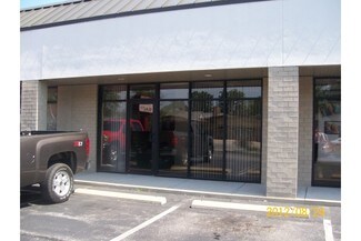 Plus de détails pour 109-113 J St, La Porte, IN - Bureau à louer