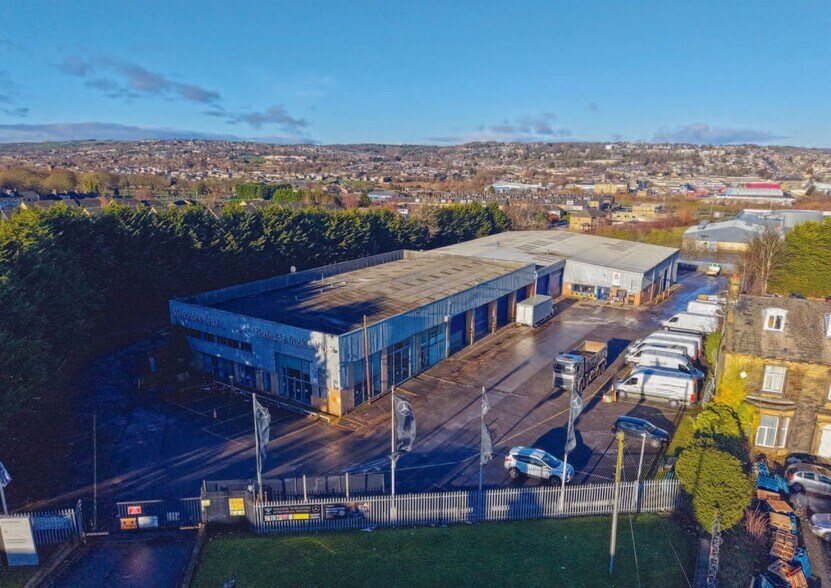 Legrams Ln, Bradford à vendre - Photo de l’immeuble – Image 2 sur 5