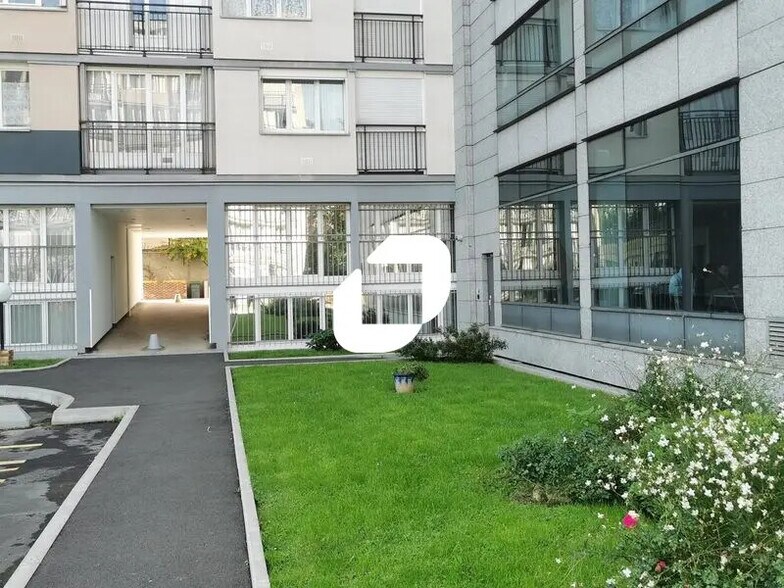 Bureau dans Montrouge à louer - Photo de l’immeuble – Image 1 sur 20