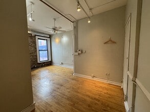 1564 N Damen Ave, Chicago, IL à louer Photo intérieure– Image 2 sur 5