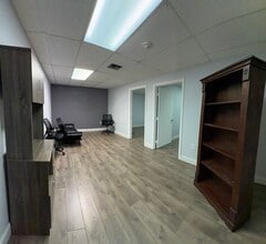 6405 NW 36th St, Miami, FL à louer Photo intérieure– Image 1 sur 4