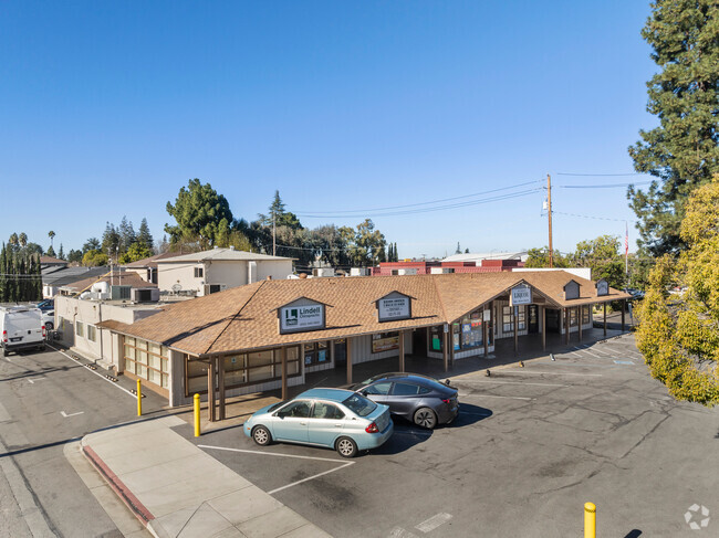 Plus de détails pour 982-998 El Monte Ave, Mountain View, CA - Local commercial à louer