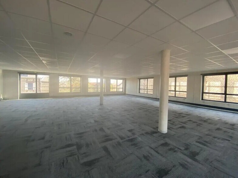 Bureau dans Le Petit-Quevilly à louer - Photo intérieure – Image 3 sur 3