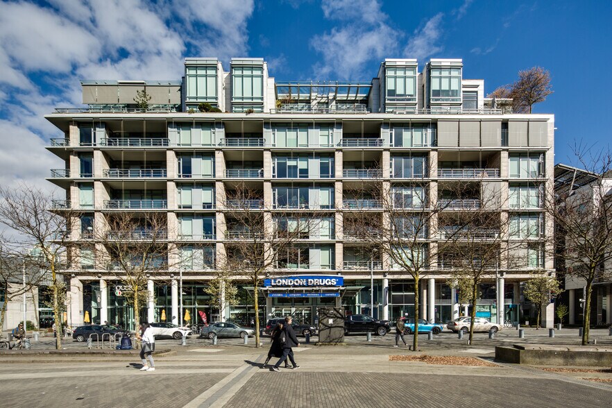 1610-1622 Salt St, Vancouver, BC à louer - Photo de l’immeuble – Image 2 sur 11