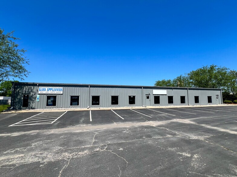 1635 Morgan Mill Rd, Monroe, NC à louer - Photo de l’immeuble – Image 2 sur 4
