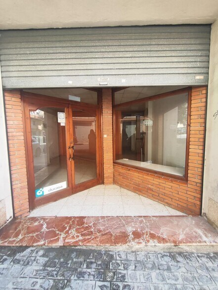 Local commercial dans Reus, Tarragona à louer - Photo de l’immeuble – Image 2 sur 2