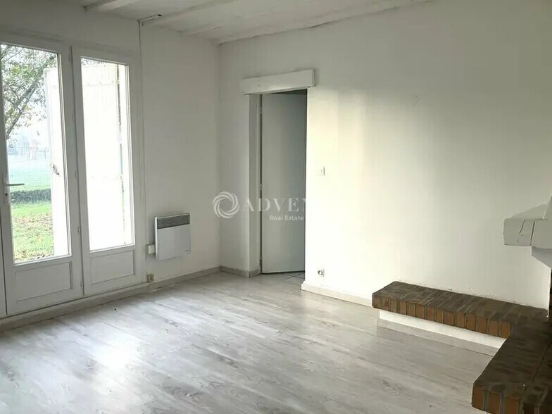 Bureau dans Bourges à louer - Photo intérieure – Image 2 sur 4