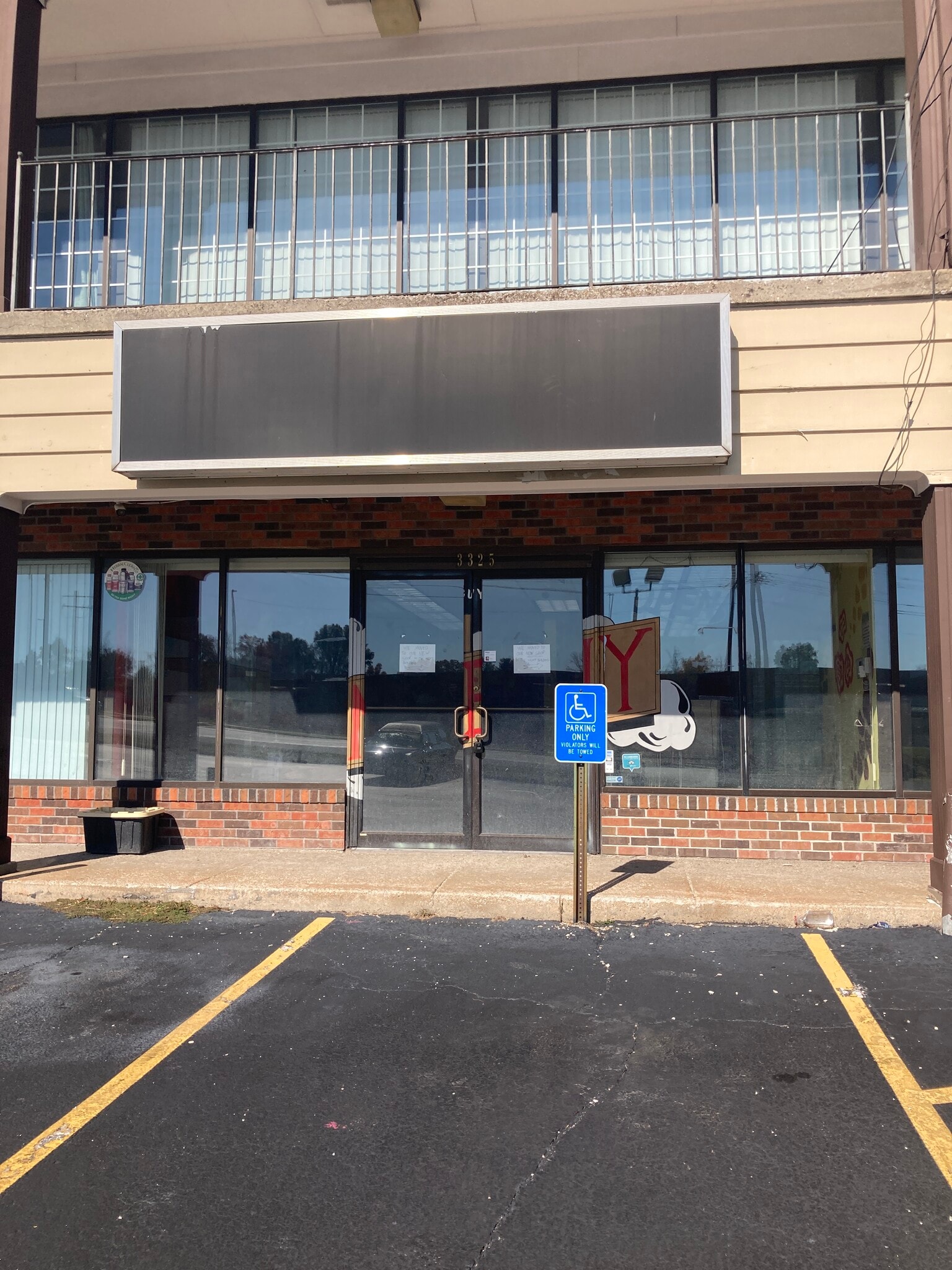 3323-3391 N Hwy 67, Florissant, MO à louer Photo de l’immeuble– Image 1 sur 8