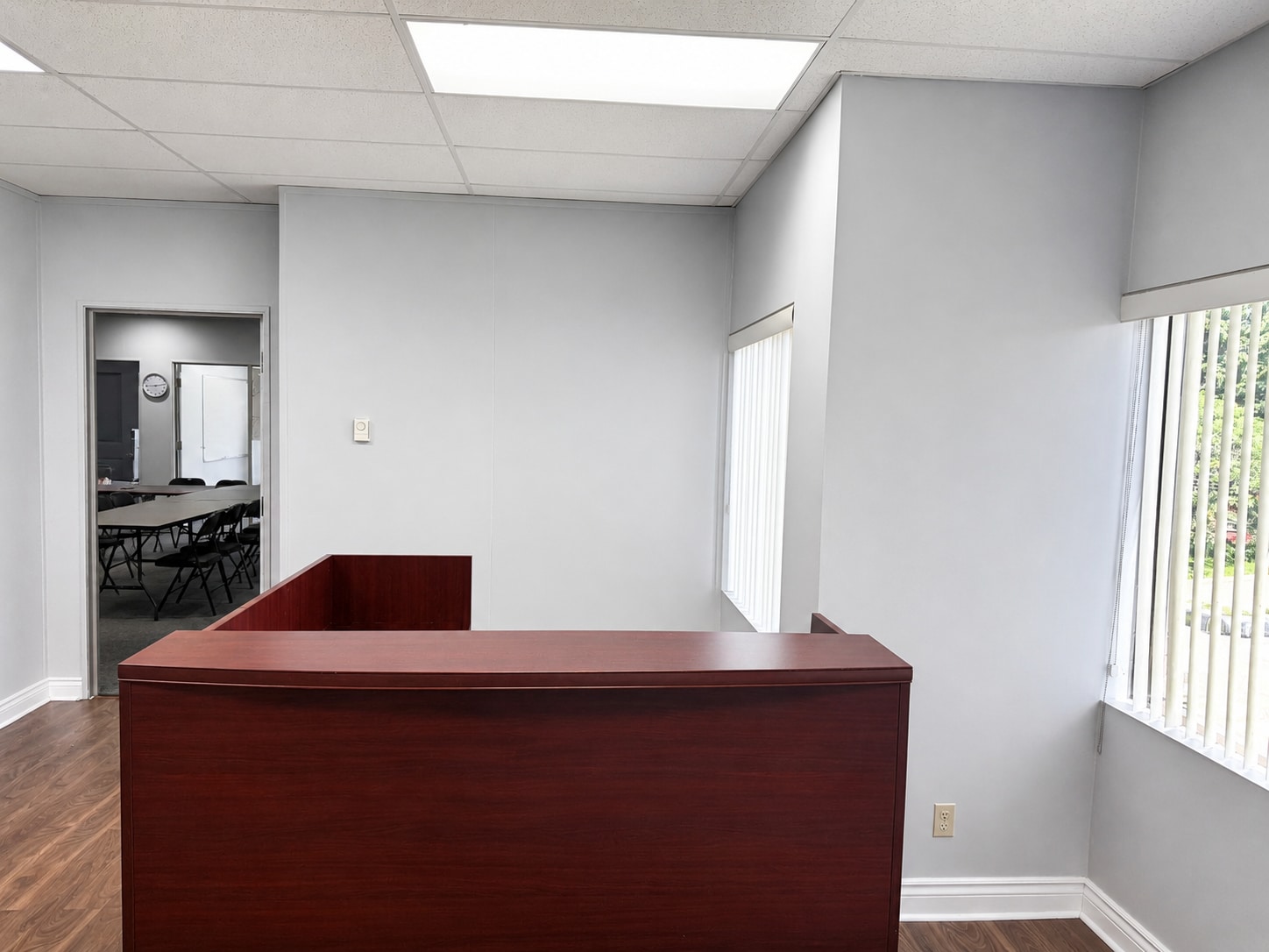 2520 St Laurent Blvd, Ottawa, ON à louer Photo intérieure– Image 1 sur 3