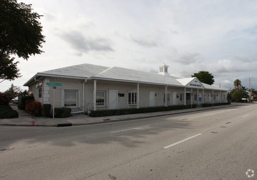 1880 E Commercial Blvd, Fort Lauderdale, FL à louer - Photo principale – Image 2 sur 18