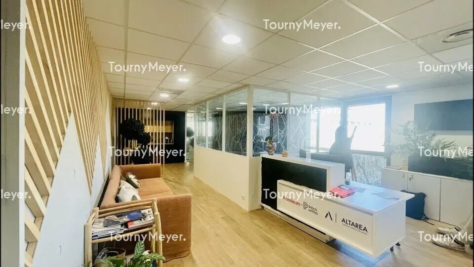 Bureau dans Montpellier à louer - Photo de l’immeuble – Image 3 sur 5
