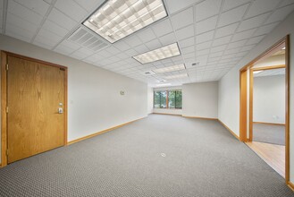 10003 N Division St, Spokane, WA à louer Photo intérieure– Image 2 sur 8
