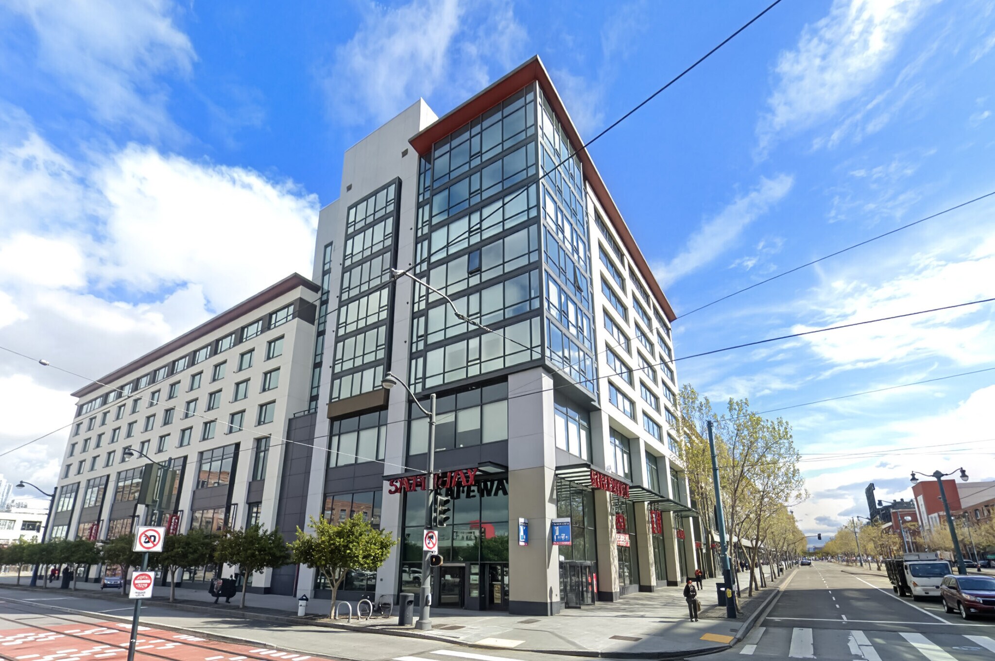 290 King St, San Francisco, CA à louer Photo de l’immeuble– Image 1 sur 10