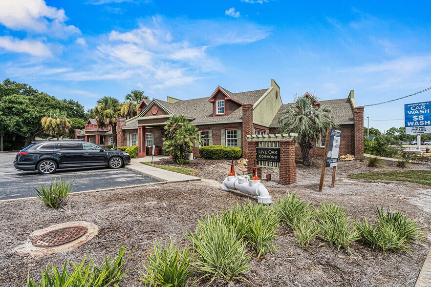 1194 Eglin Pky, Shalimar, FL à louer - Photo de l’immeuble – Image 3 sur 51