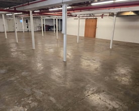 47-50 Plantation Rd, Broad Brook, CT à louer Photo intérieure– Image 1 sur 7