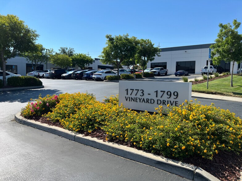 1773-1793 Vineyard Dr, Antioch, CA à louer - Photo de l’immeuble – Image 3 sur 16